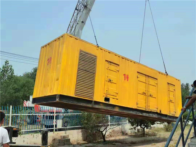 霍城300KW柴油发电机组油耗是多少?