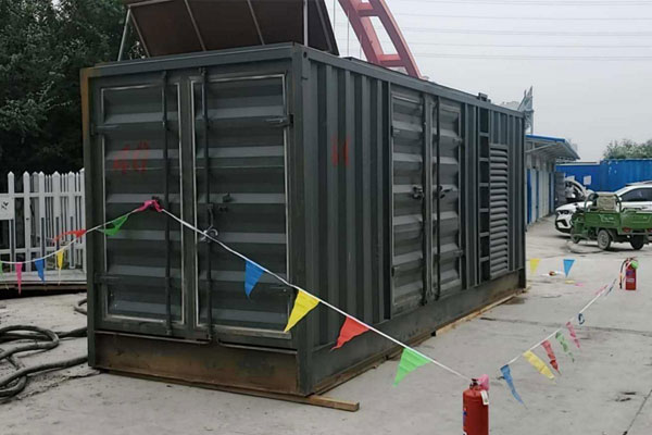 霍城发电机租赁空气滤清器多久更换一次？