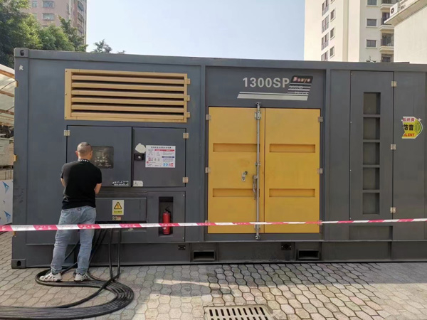 霍城500KW发电机组冬季应该配多大的启动电瓶?